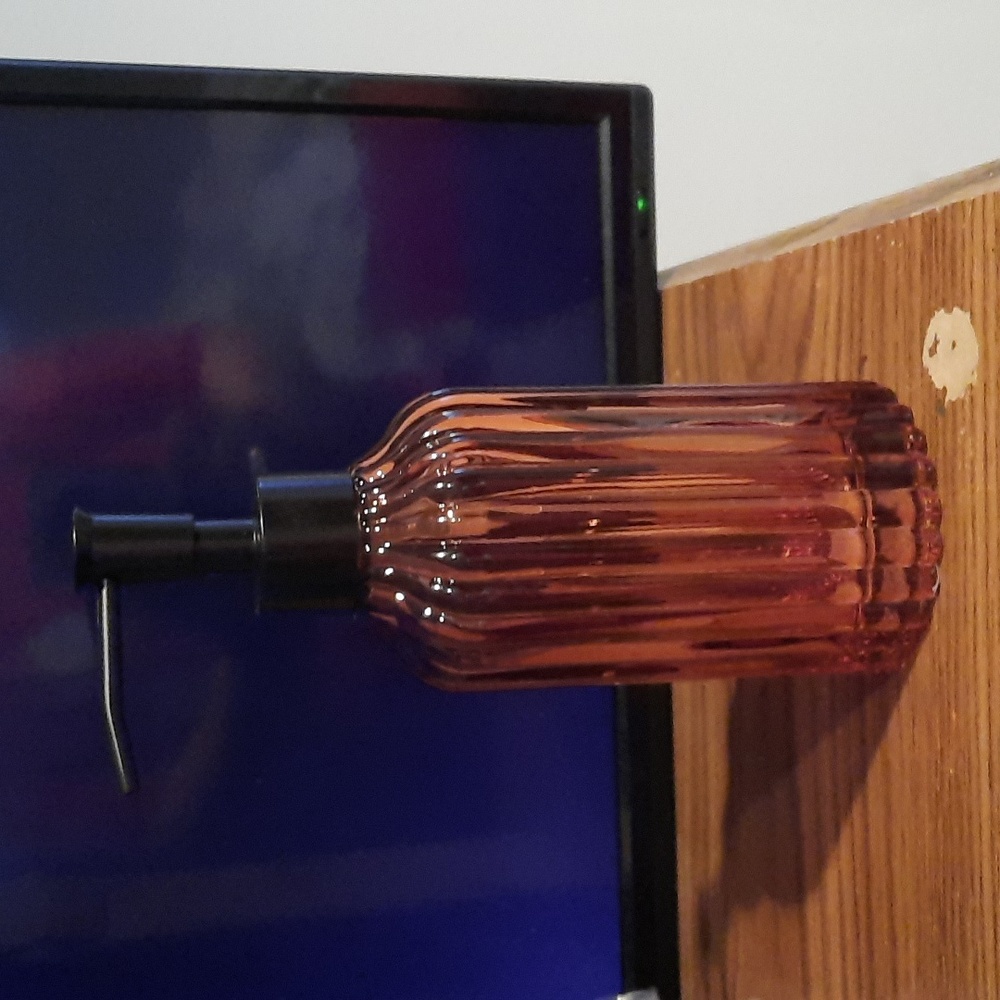 Soap dispenser